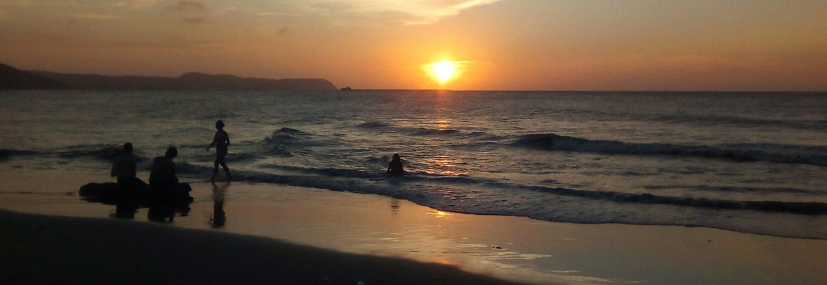 beach sunset silhouette
