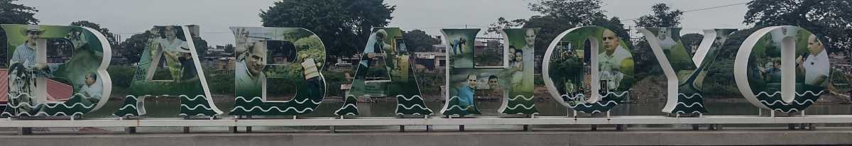 babahoyo-sign.jpg The Babahoyo city name sign is on the Malecon at the Muelle Municipal.