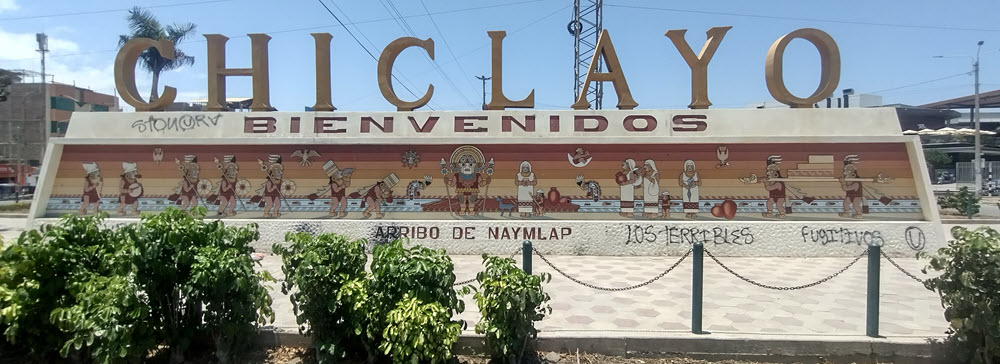 chiclayo-sign.jpg