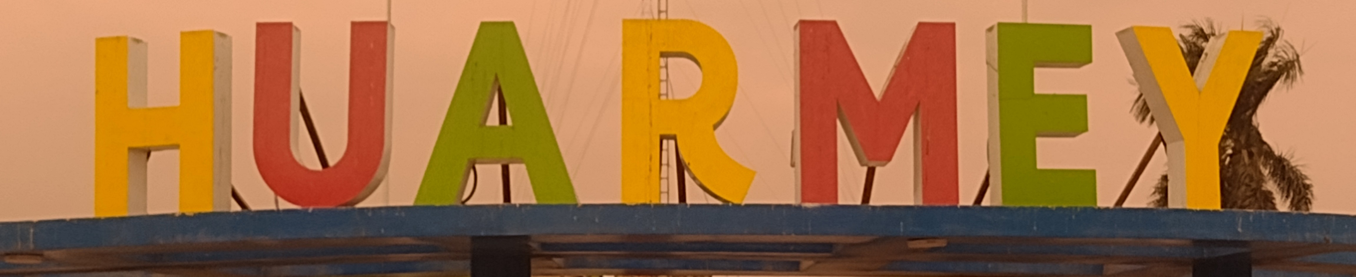 huarmey-sign.jpg