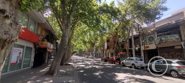 Montevideo (L. N. Alem) y Av. Gen. San Martin