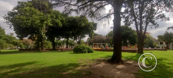 Plaza Eduardo Racedo at Rivadavia y Lavalle (2)