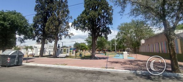Plaza Baigorria at Chacabuco y Balcarce