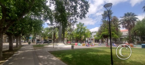 Plaza Sesquicentenario at Rivadavia y Pedernera y Balcarce (2)