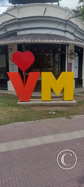 VM letters at Plaza Sesquicentenario at Rivadavia y Pedernera y Balcarce