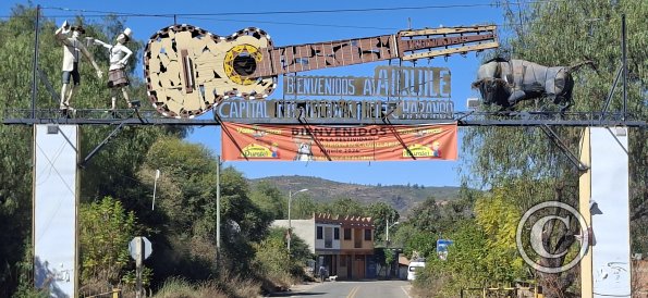 Charango at the city northwest entrance