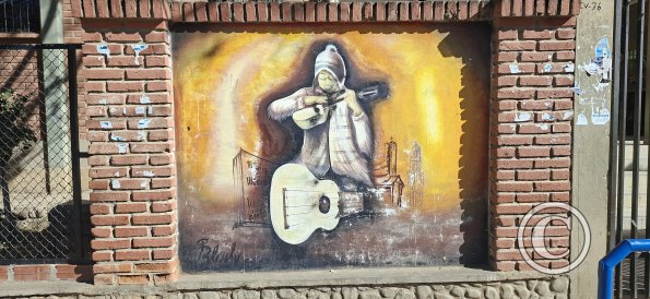 Mural in front of School Faustino Suarez Arnez (5)