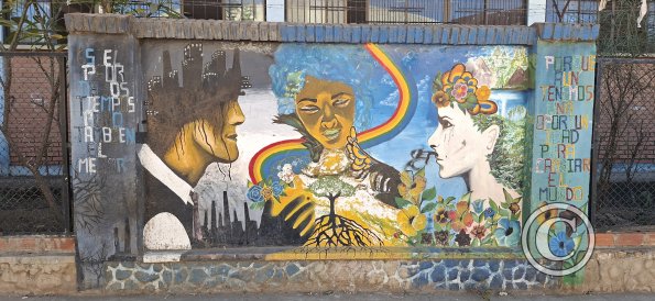 Mural on Av Teran (8)