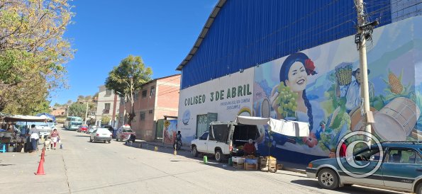 Mural on Calle Santa Cruz