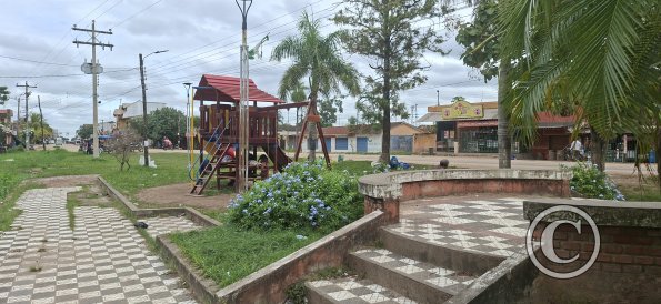 Plazuela Del Estudiante on Hwy Route 10 at Av Pirai (2)