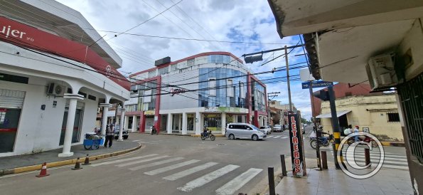 Calle 24 de Sept and Calle Mariscal Santa Cruz