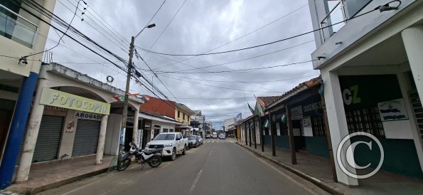 Calle Warnes near Calle Ayacucho