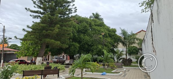 Plaza del Estudiante on Calle Independencia and Calle Ballivian