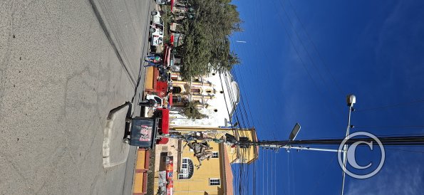 Calle Oruro at Av del Maestro