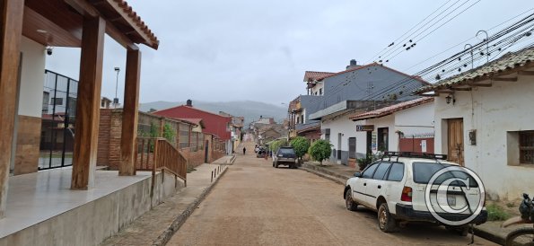 Calle Warnes from Calle Arenales