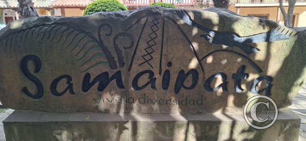 City name sign in the Plaza Principal (2)
