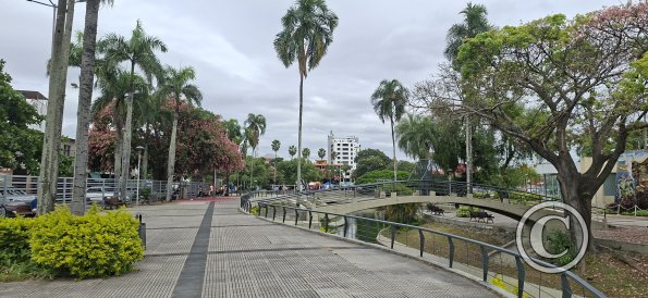 Parque El Arenal at Calle Murillo and Calle Cuellar