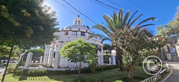 La Rotonda at Calle Ladislao Cabrera and Av Venezuela