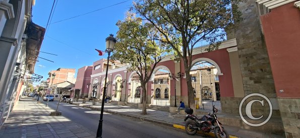 Calle Sucre (2)