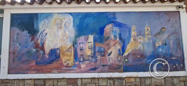 Mural along Av Las Americas (2)