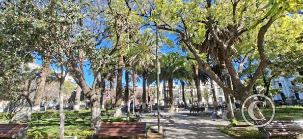 Plaza Principal Luis De Fuentes