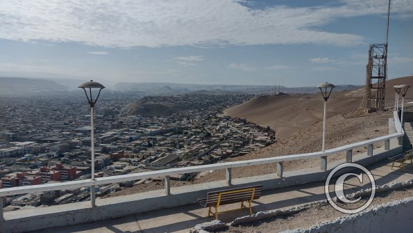 At the top of the Morro de Arica (16)
