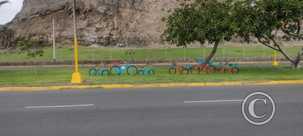 Parque Castanera, Av. Pedro Montt near Plaza Vicuña Mackenna