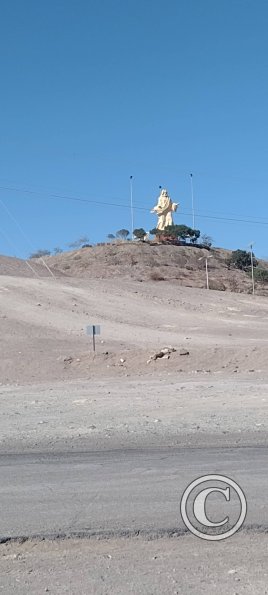 Cristo del Desierto at Av. La Paz y Av. Circunvalacion (4)