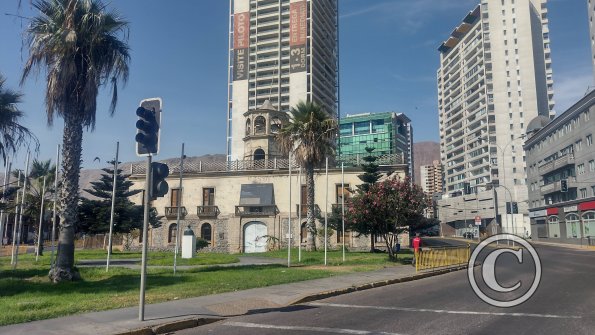 Av. Arturo Prat Chacon y Calle Calle Jorge Barrera