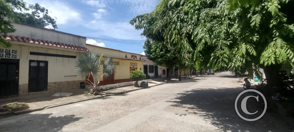 Carrera 12 near Calle 4