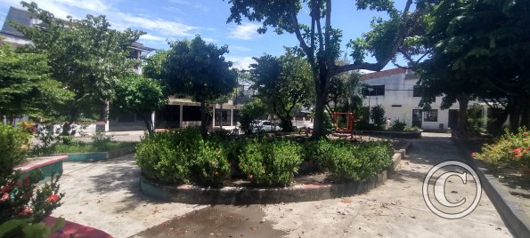 Parque Biosaludable Balkanes at Carrera 11 and Calle 13 (2)