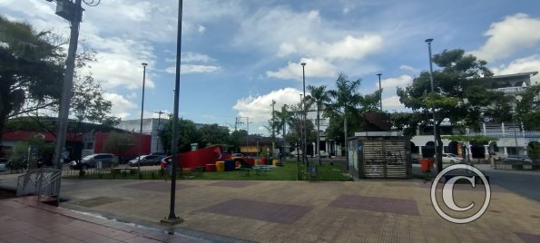 Parque Castaneda at Carrera 6 and Calle 11 (3)