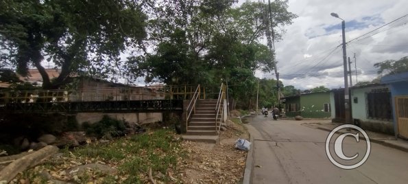 Carrera 16 Bis and Calle 9