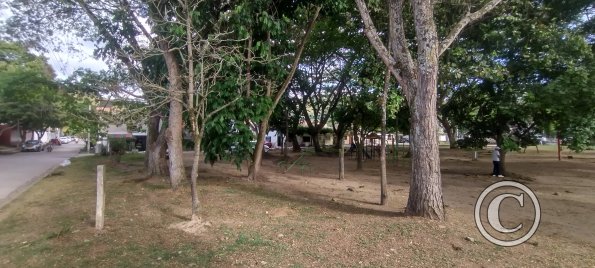Parque Minuto de Dios at Carrera 4 and Calle 3