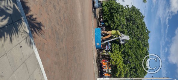 Monument at Calle 18 and Carrera 14
