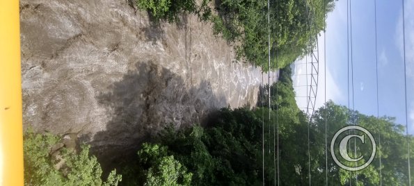 Rio Bogota under Puente Salsipuedes (2)