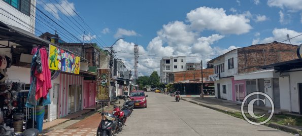 Carrera 5 and Calle 4