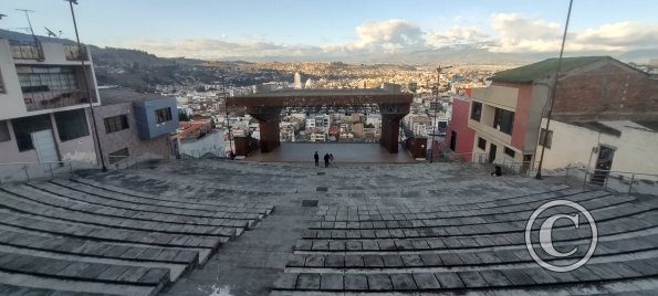 Teatro al aire libre Ernesto Alban at C Francisco Pizarro