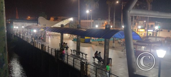 Malecon at Martin Icaza and Rocafuerte