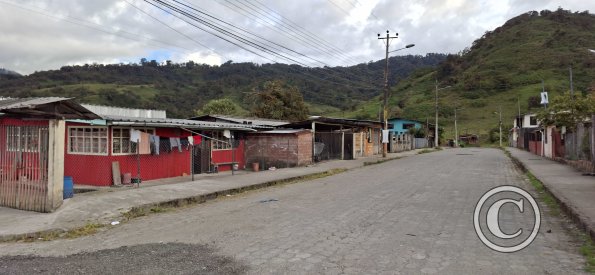 Victor Perez Bayas and Fermin Inca (3)