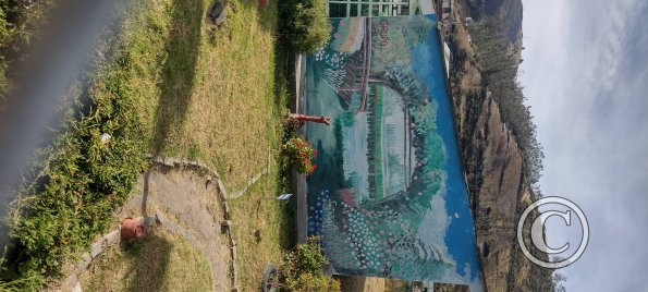 Mural on Juan Jose Flores near Oriente