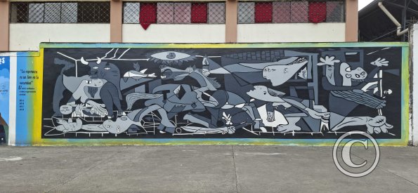 Mural on 18 de Agosto near Jose Joaquin de Olmedo