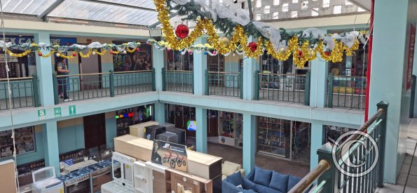 The mall at Ascazubi and Sucre (2)