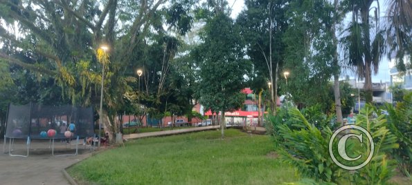 Parque Central at Eloy Alfaro and Amazonas