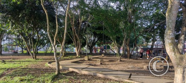 Parque Santa Rosa ta Quito and Miguel Gamboa
