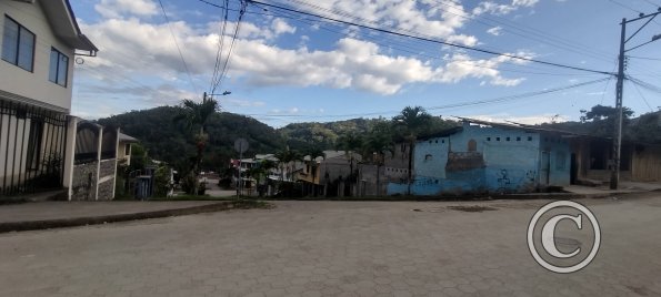 16 de Agosto and unnamed street (2)