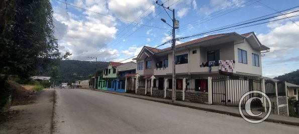 16 de Agosto and unnamed street (3)