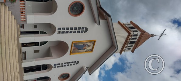 Iglesia Maria Auxiliadora Gualaquiza at Parque Central (2)