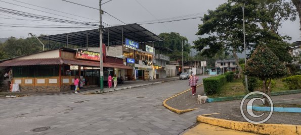 Calle Sucre from 9 de Octubre