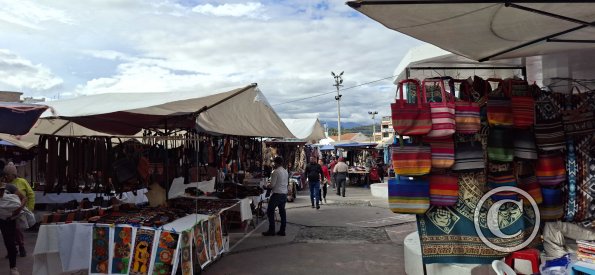 Plaza de Ponchos at Quiroga and Sucre (6)